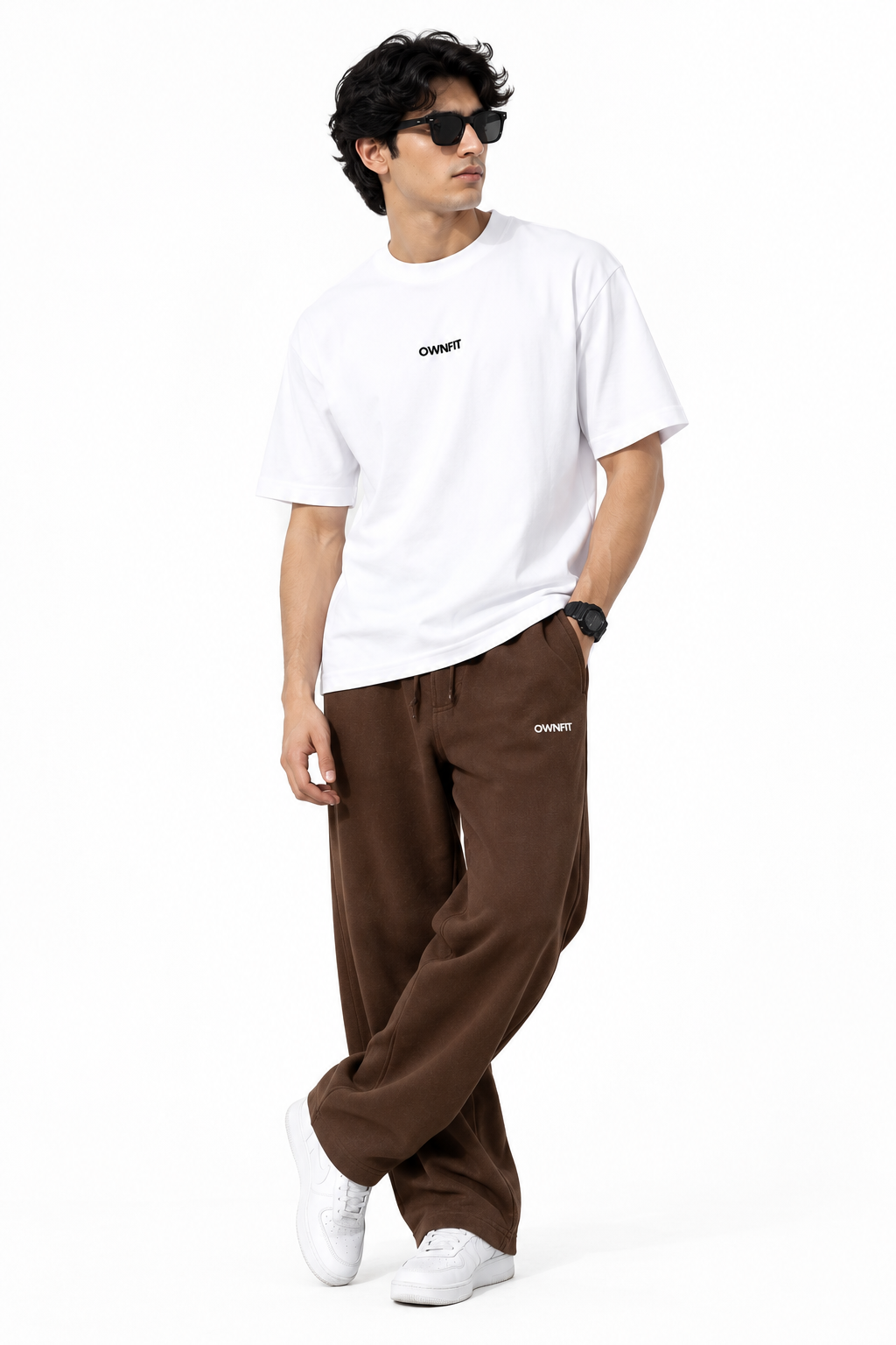 tracksuit white T shirt brown trouser