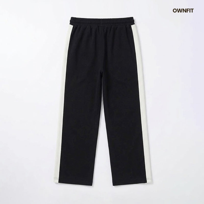 Black white pannel straight fit trouser for mens