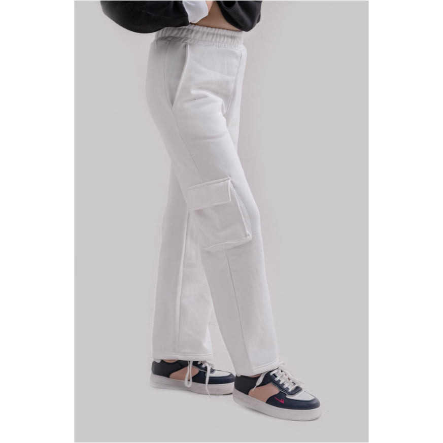 Off white cargo trouser for unisex in french terry